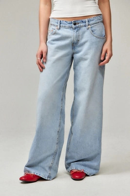 Motel Low Rise Light Wash Jeans | Urban Outfitters UK