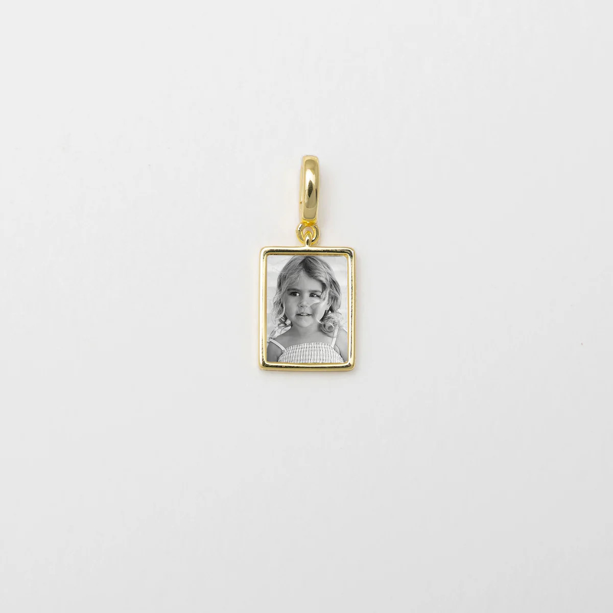 Mona Customizable Portrait Pendant | Square Photo Charm - Raiz | Raiz
