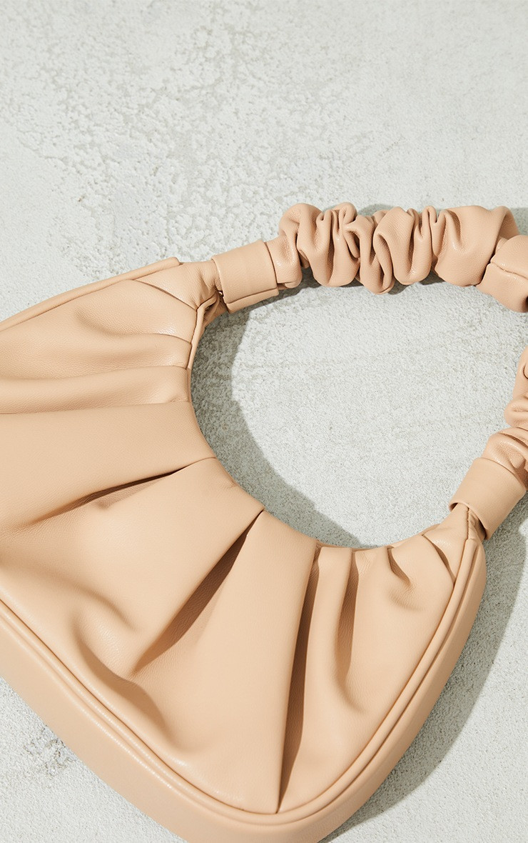 Tan Extreme Ruched Handle Shoulder Bag | PrettyLittleThing US