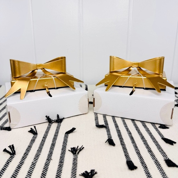 Target Bullseye Playground SET OF 2 Gold Metal Bow Christmas Stocking Holders | Poshmark