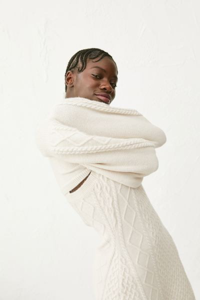 Super-cropped jumper | H&M (UK, MY, IN, SG, PH, TW, HK)