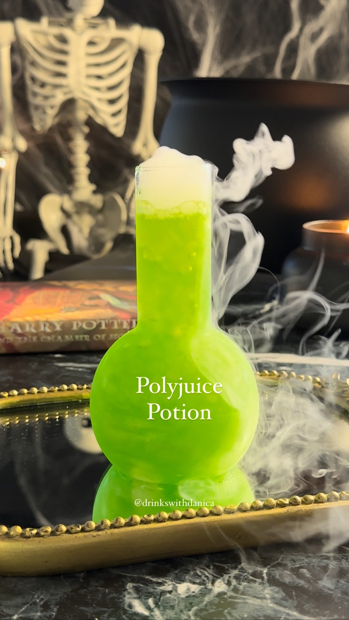 Polyjuice Potion

Follow me on Instagram and TikTok @drinkswithdanica for this recipe and more 