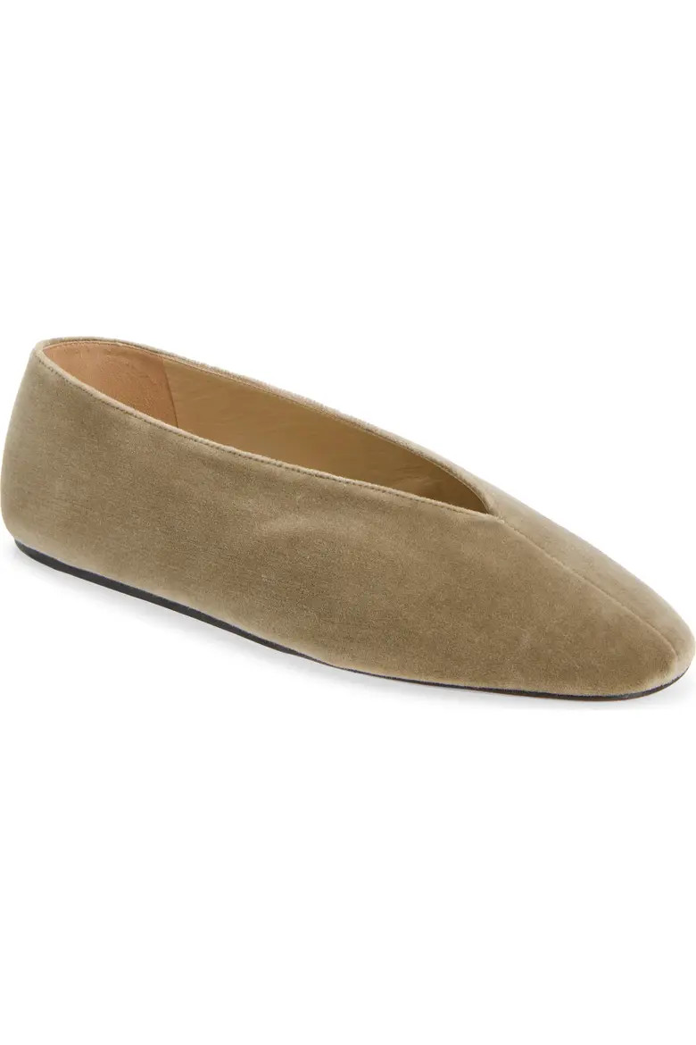 Le Monde Béryl Olympia Velveteen Slipper in Ash at Nordstrom, Size 35.5 | Nordstrom
