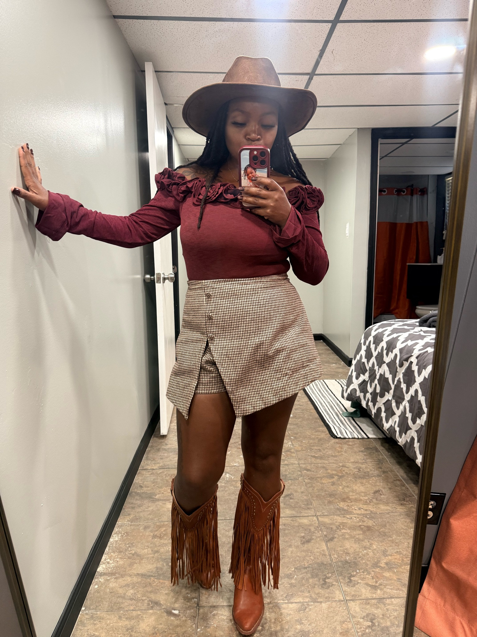 SHOP MY FALL LOOK + FALL MUST HAVES! 🍂🤎

BABY, FALL FASHION IS HERE AND I AM READY! 😍 From this look to the cutest fall pieces you need in your closet, I rounded up ALL my favorites!

I linked my exact look + fall must have picks on my LTK!

#FallFashion #FallStyle #LTKFinds #LTKFashion

#LTKootd #LTKSeasonal #LTKgrwm