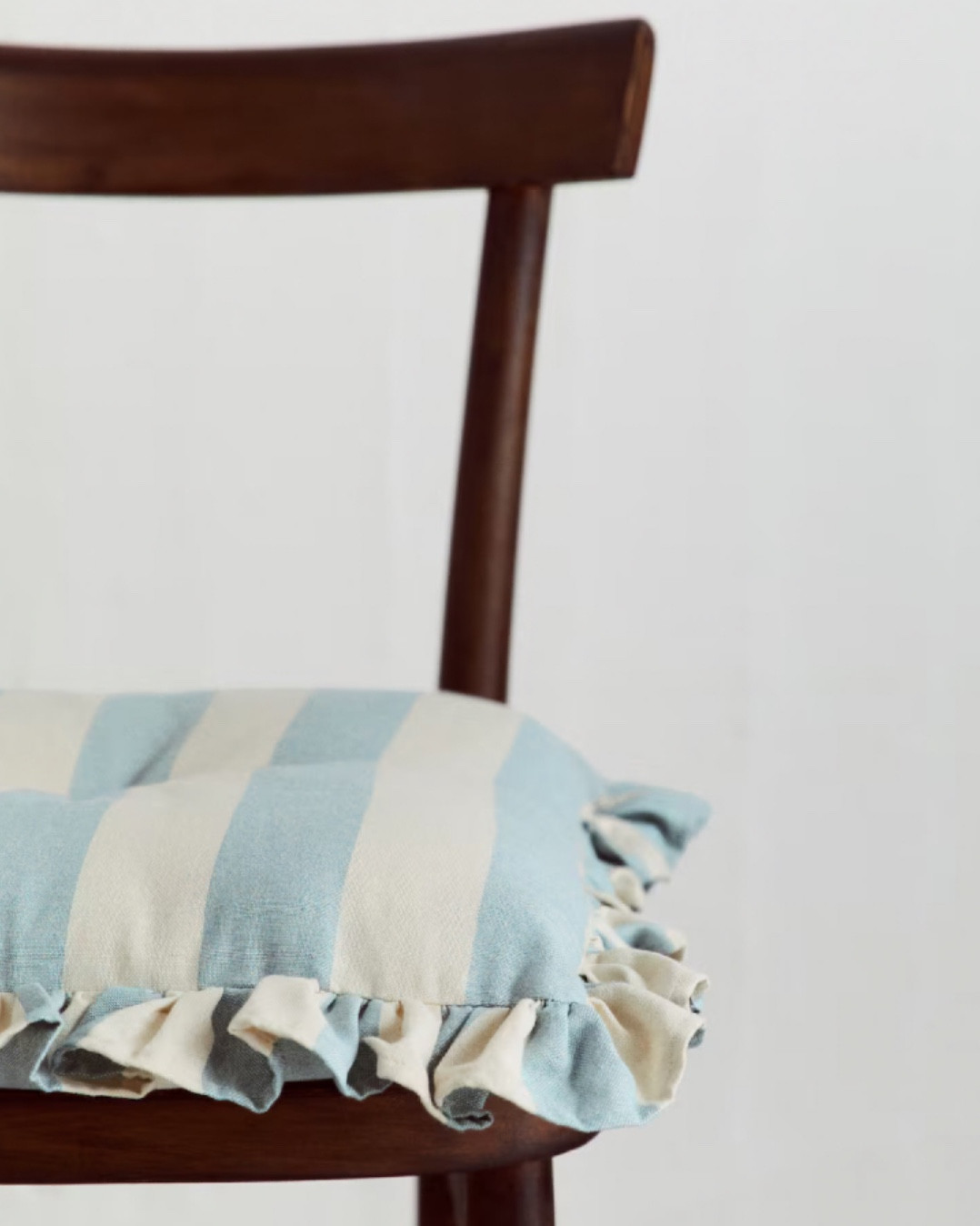 dining table cushions?! YES !!!!!! 🫐 

#LTKSummerEdit