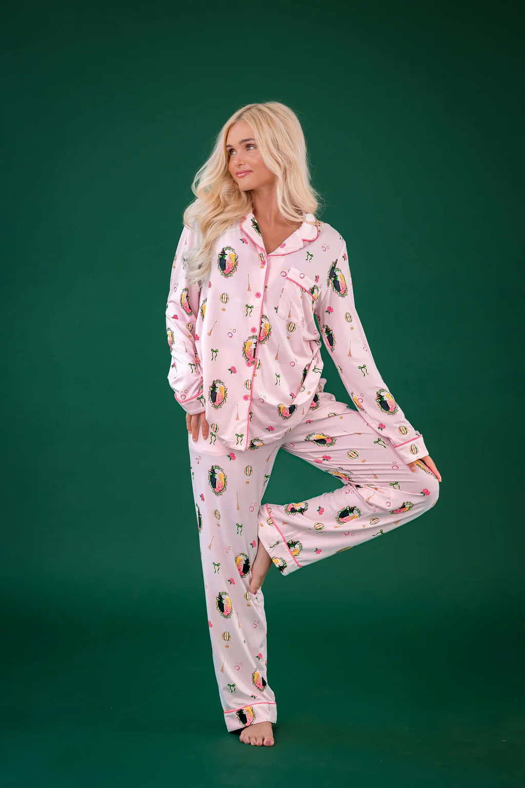 Long-Sleeved Women's Pajama Set in Wicked | Kyte Baby