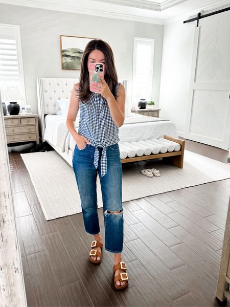 Checkered top xsmall
Jeans old Madewell linking similar cuts 
Sandals Ty’s 5 

#LTKstyletip #LTKxMadewell