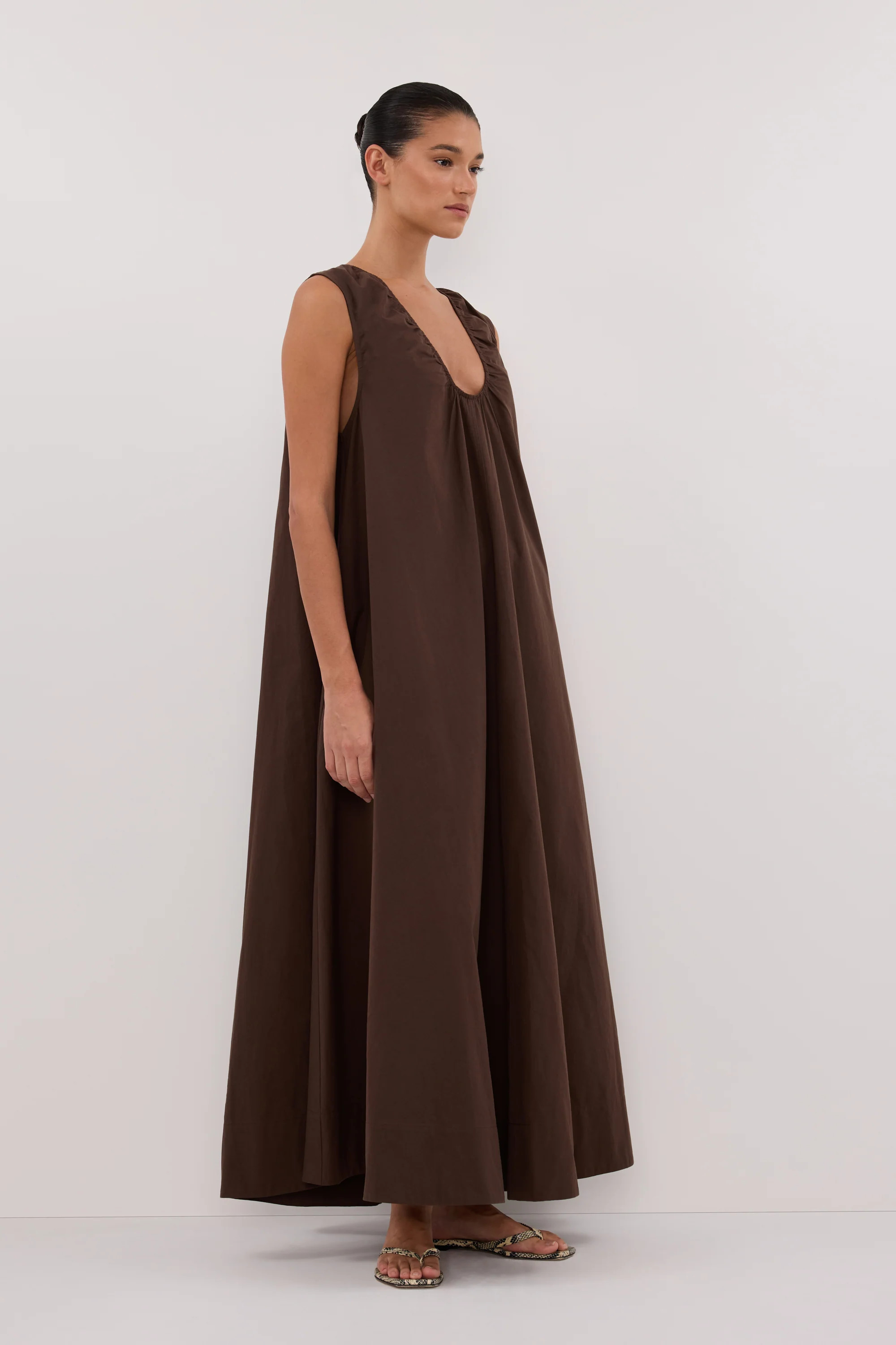 GABBY BITTER CHOC OVERSIZED COTTON MIDI DRESS | DISSH