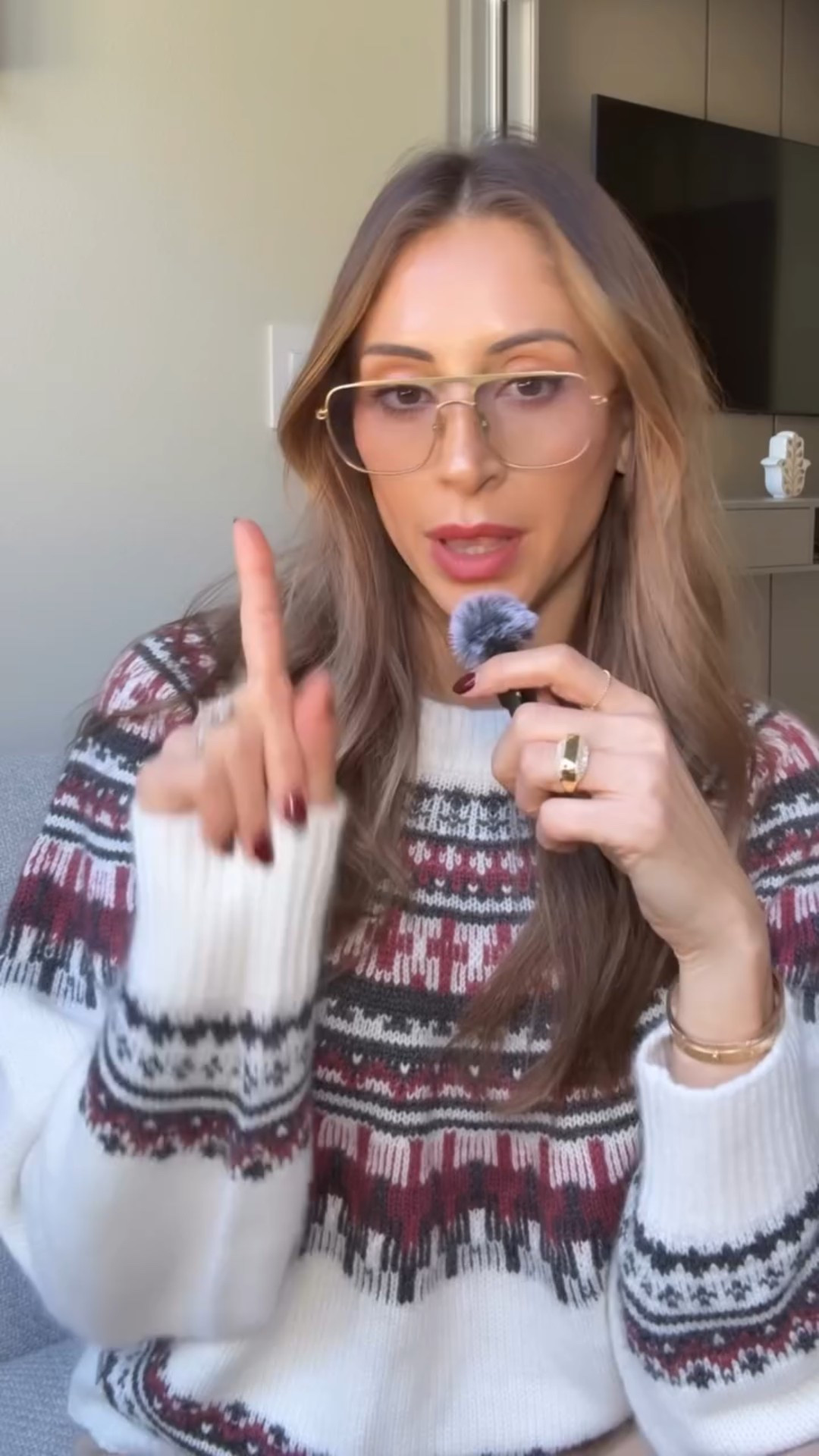 Comment GIFTS and I’ll send you all the links! 🤍

Girly, last minute, gift ideas - all under $150. And honestly I have most of them, so that should tell you something! 

#giftguide #giftideas #giftsforher #giftinspo #styleinspo