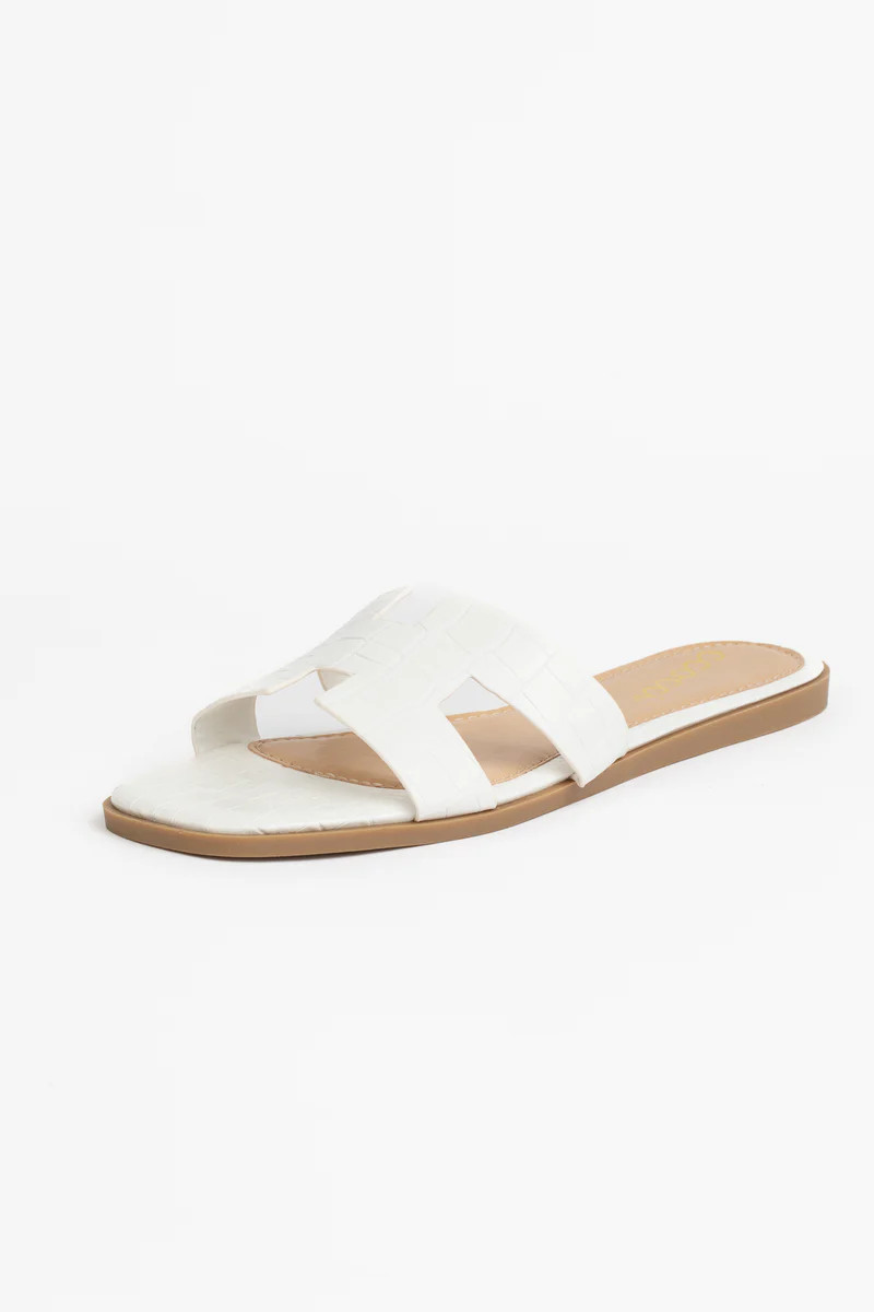 Helene Sandals | Avara