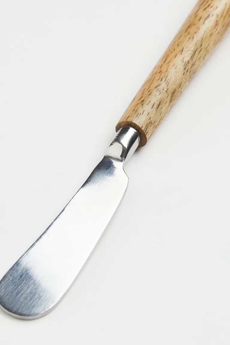 Butter knife in stainless steel with a mango wood shaft. Length 15.5 cm.Weight32 gCompositionUppe... | H&M (US + CA)