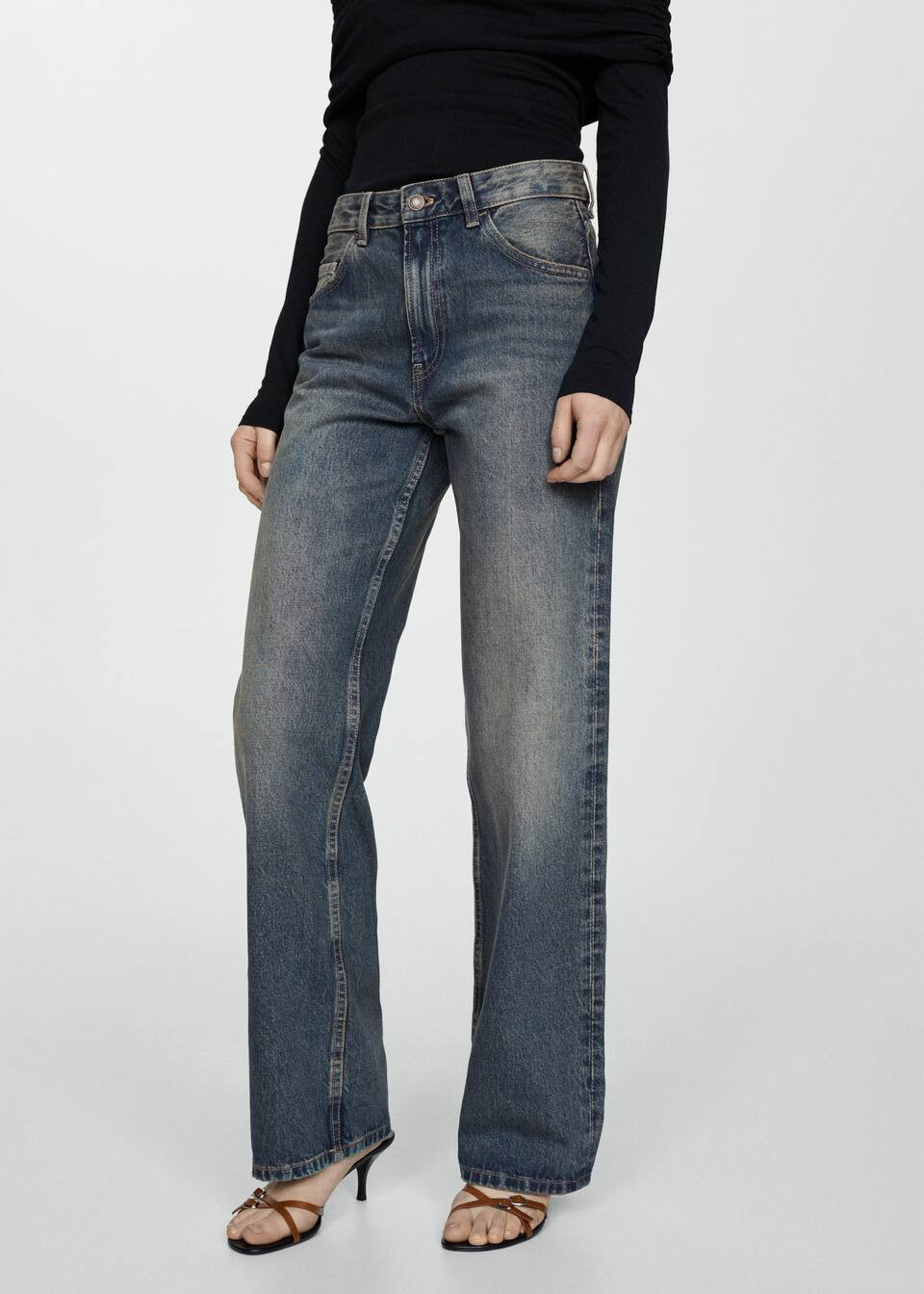 Mid-rise straight jeans -  Woman | Mango Canada | Mango Canada