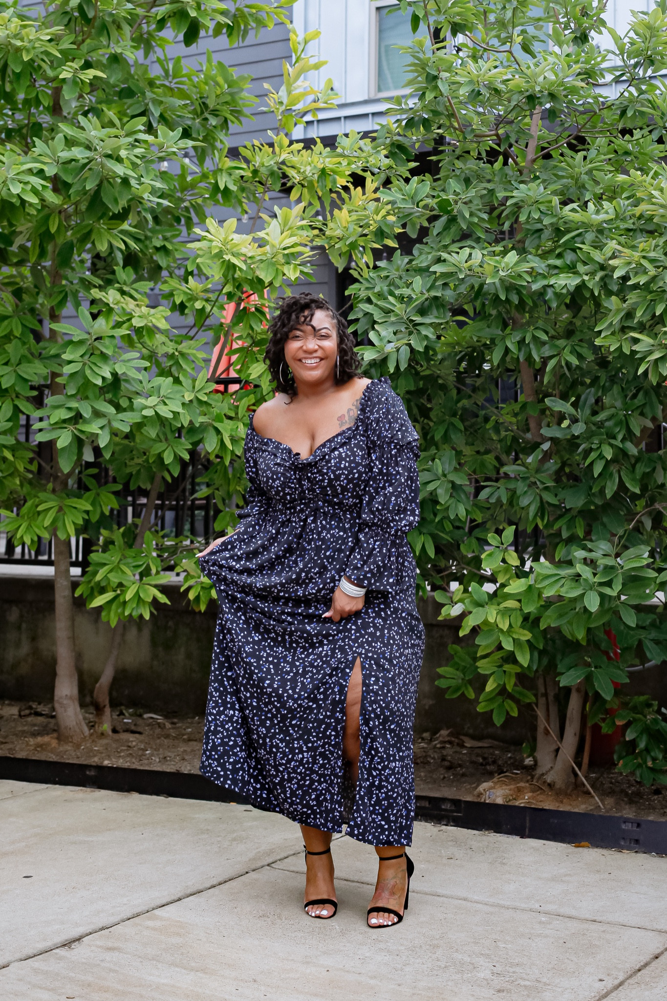 Happy Friday Curvies!!! Fall is almost here and I couldn’t be more excited! #ad My friends at @Walmart have me covered with the latest Fall trends that are perfect for Memphis’ unique Fall temperatures. The cool thing about both of these looks is that they are both head to toe #walmartfashion and under $75 each. Earrings all the way down to my sandals! 
#walmart #walmartpartner



#LTKunder100 #LTKcurves #LTKshoecrush