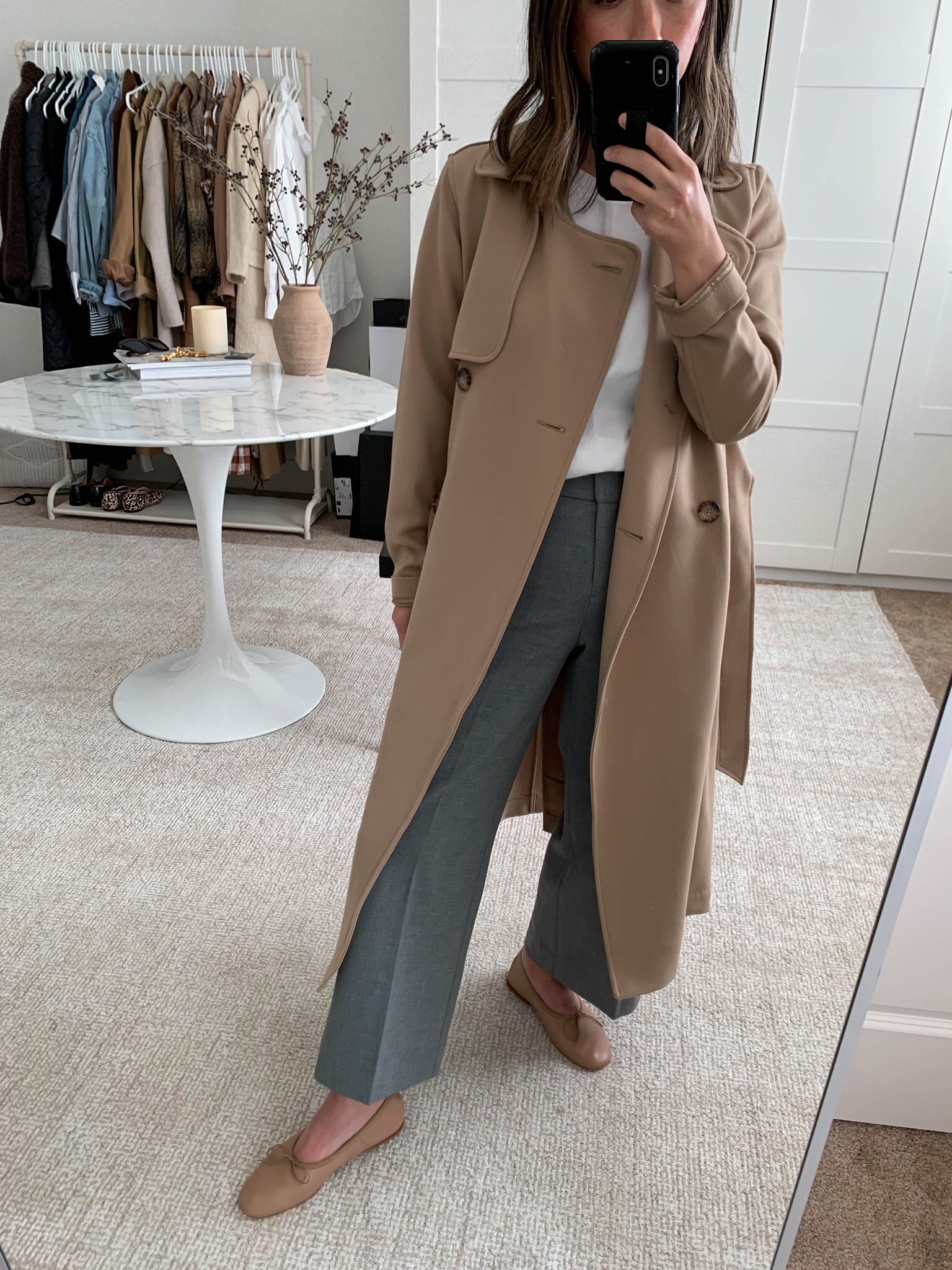 J.crew Sydney wide legged pant. Go up 2 sizes in these. These are great. Petite length hits above ankle, but hoping once I size up the length will be a little longer. 

Jacket - A&F xs petite (old, linked similar) 
Tee - Everlane medium
Pants - J.Crew petite 00. Need petite 2. 
Flats - Mansur Gavriel 35
Sunglasses - YSL