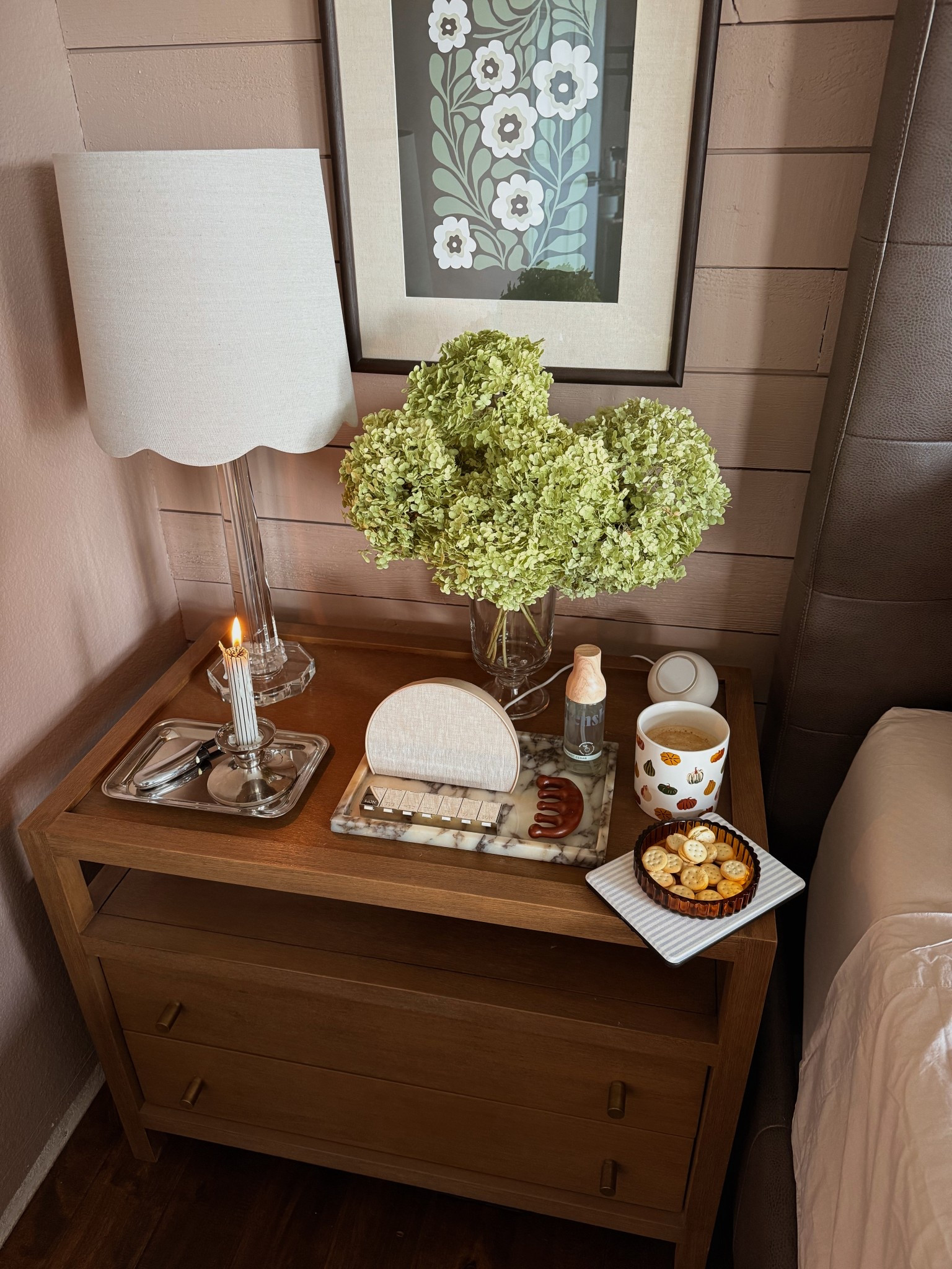 

A fall afternoon calls for coffee & another romance book 🍂🤎🧸 

Sheets are changed and the duvet is drying, starting another fall romance book, and enjoying my coffee and the cooler breeze ✨ 


#sundayafternoons #sundayreading #diml #adiml #afternoonreading #afternoonvibes #aestheticedits #aestheticinspiration #nightstandstyling #nightstandinspo #fallgirlaesthetic 

#LTKHome #LTKFindsUnder50 #LTKFindsUnder100