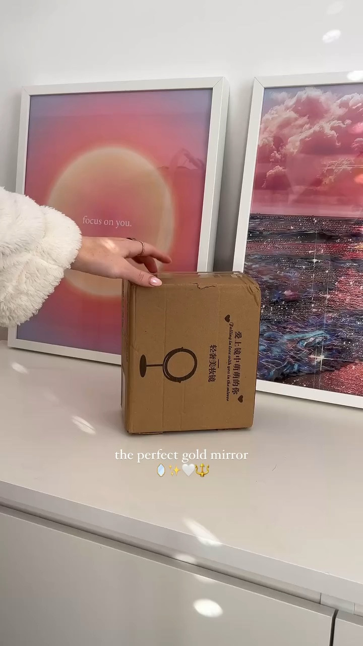 i finally found my perfect gold mirror🪞🎧

do we loveeee?!

#asmr #asmrsounds #asmrcommunity #asmrvideo #beauty #beautytok #mirror #gold #goldmirror #home #interior #lifestyle #lifestyleugc #ugc #ugcuk #ugccontent #beautyugc #beautyugccreator #ugclifestyle #lifestyleugc