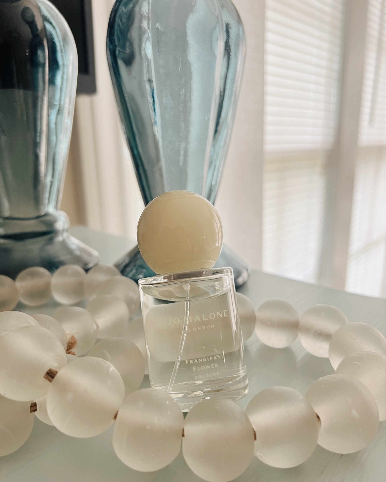 THE BEST SUMMER SCENT! 
Frangipani Flower Cologne by Jo Malone London IS the new It Girl ☀️🍯🍋 

