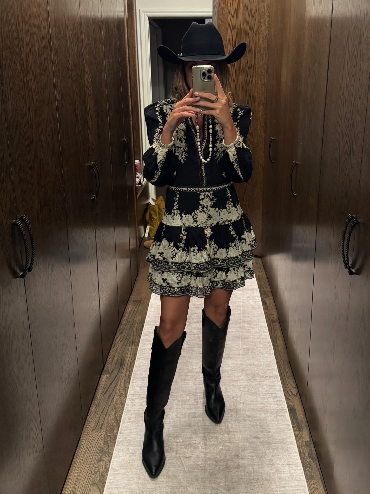 Nordstrom Dress— Size 4 // Fall Fashion // Fall Dresses // Leather Boots // Casual Western Style

#LTKSeasonal #LTKStyleTip #LTKShoeCrush