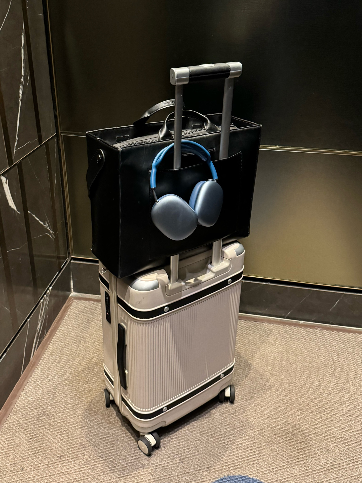 Perfect carry on luggage situation 🧳

#LTKtravel #LTKitbag #LTKSeasonal