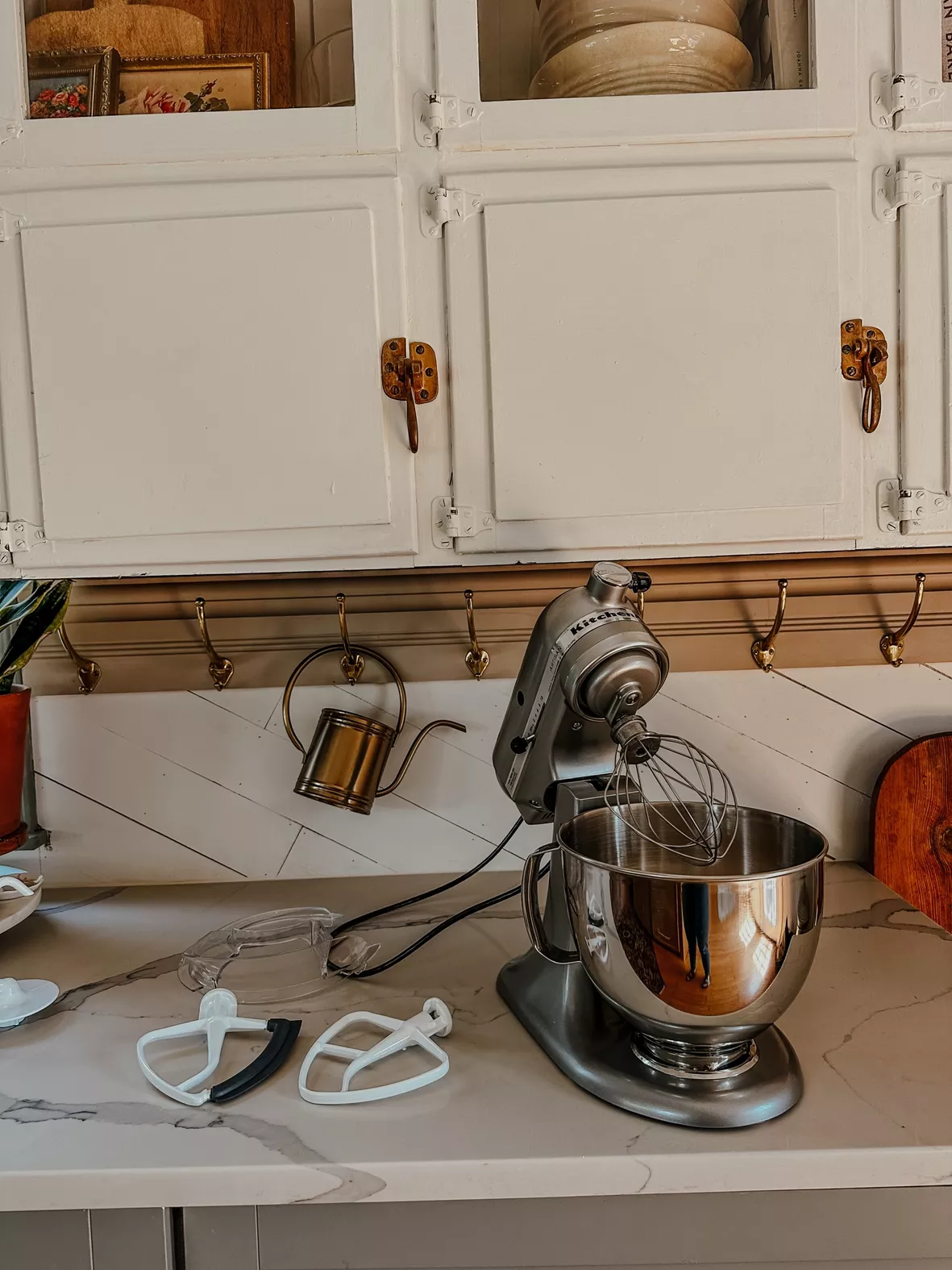 KitchenAid 5-Quart Artisan Stand Mixer with Flex Edge Beater