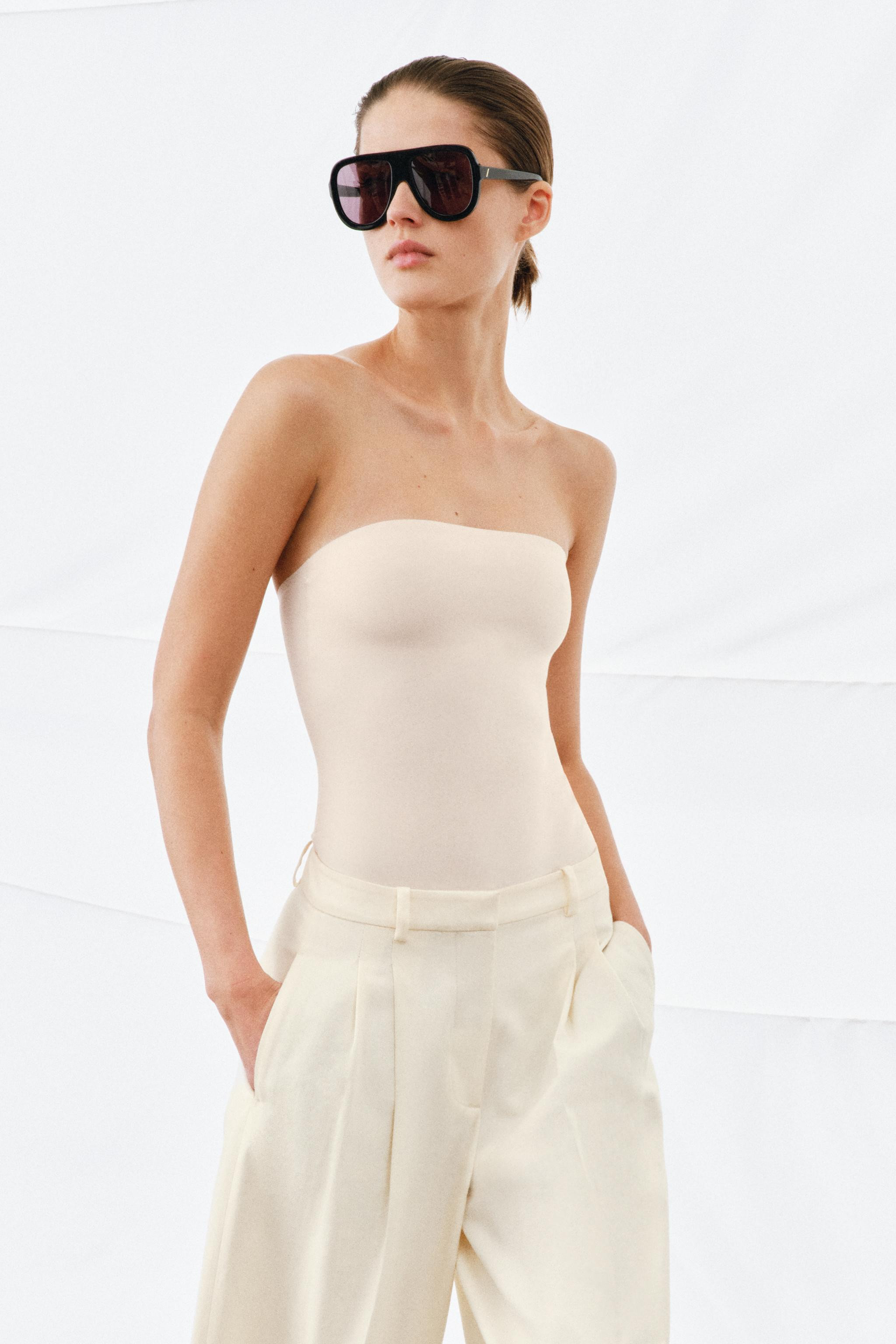 STRAPLESS BODYSUIT | Zara US
