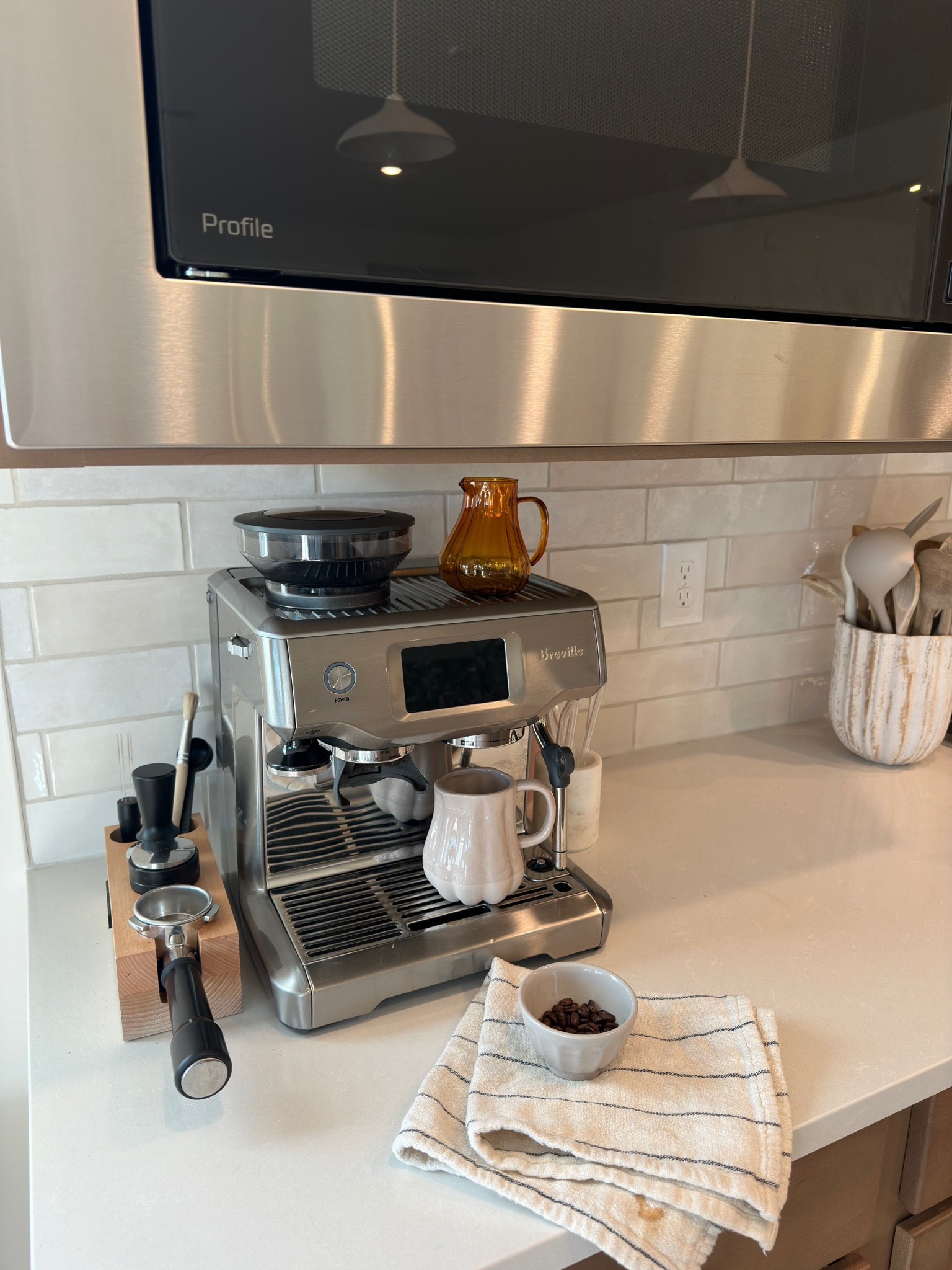 My little at home coffee shop set up!! 🤩☕️👏🏽🫶🏽 

#LTKHome