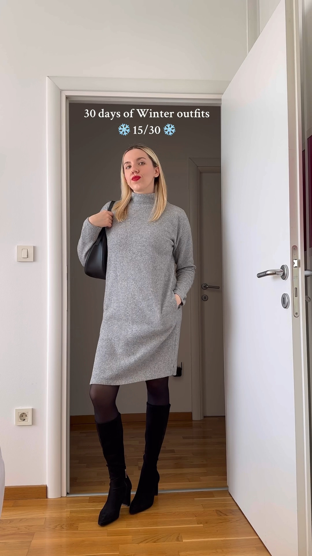 Oversized grey sweater dress outfit 🩶

#LTKeurope #LTKstyletip