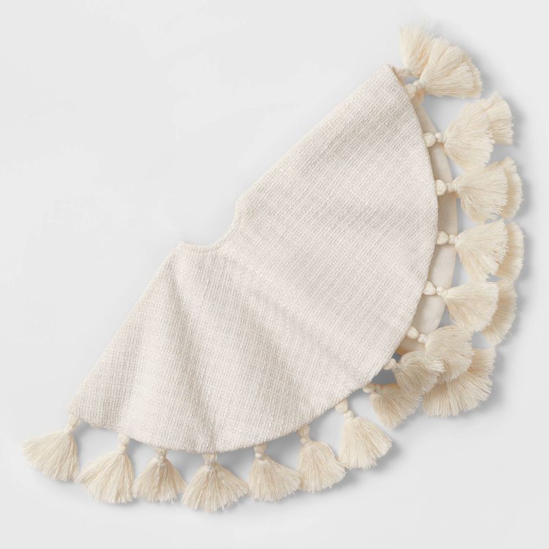 16" Woven Mini Tree Skirt with Fringes White - Wondershop™ | Target