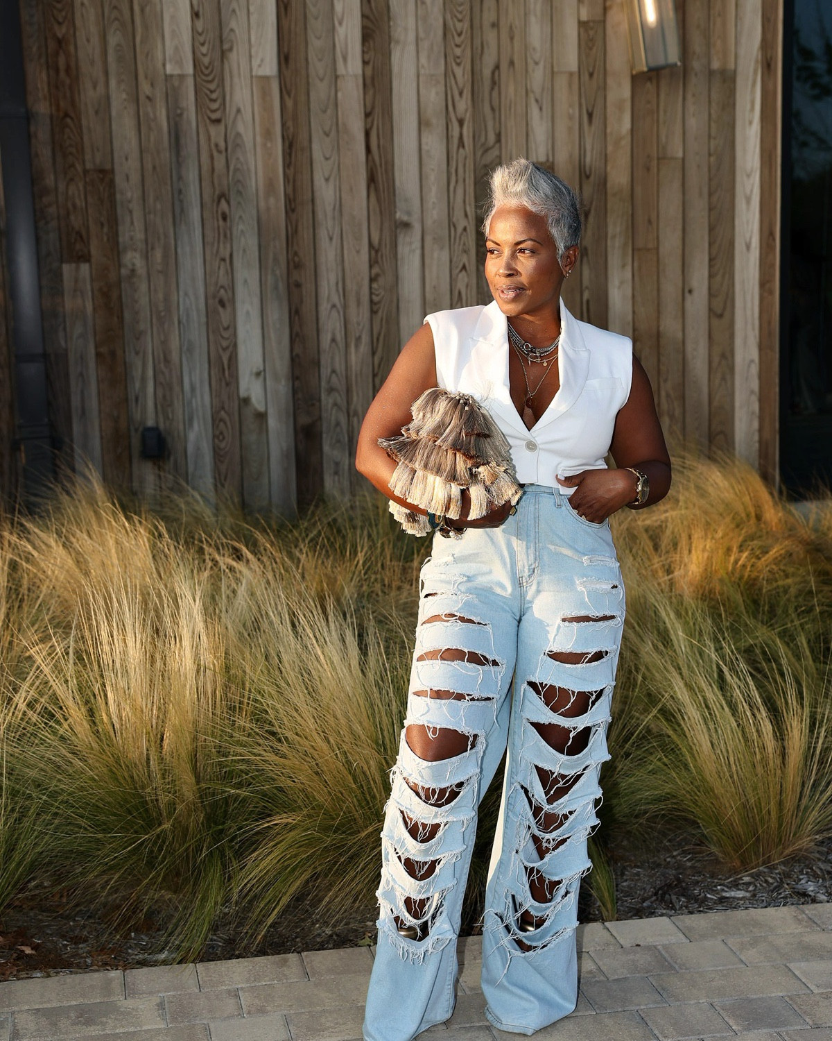 This anthropologie fringe bag matches my white + denim combo look✨

 For sizing reference: I'm 5'2 | 150lbs | ftts | wearing a medium

Disclaimer: Limited stock—linked similar finds! ✨🫶🏽
.
.
.
#LTKCon #outfitinspo #traveloutfit #midlifemusthave #travelinstyle #flyageless  #silverhair #pixiecut #shorthairstyle #midlife #ootd #outfitcheck  #fashionover40 #fashionover50 #midlifejourney #xojalonda

#LTKOver40 #LTKStyleTip #LTKTravel