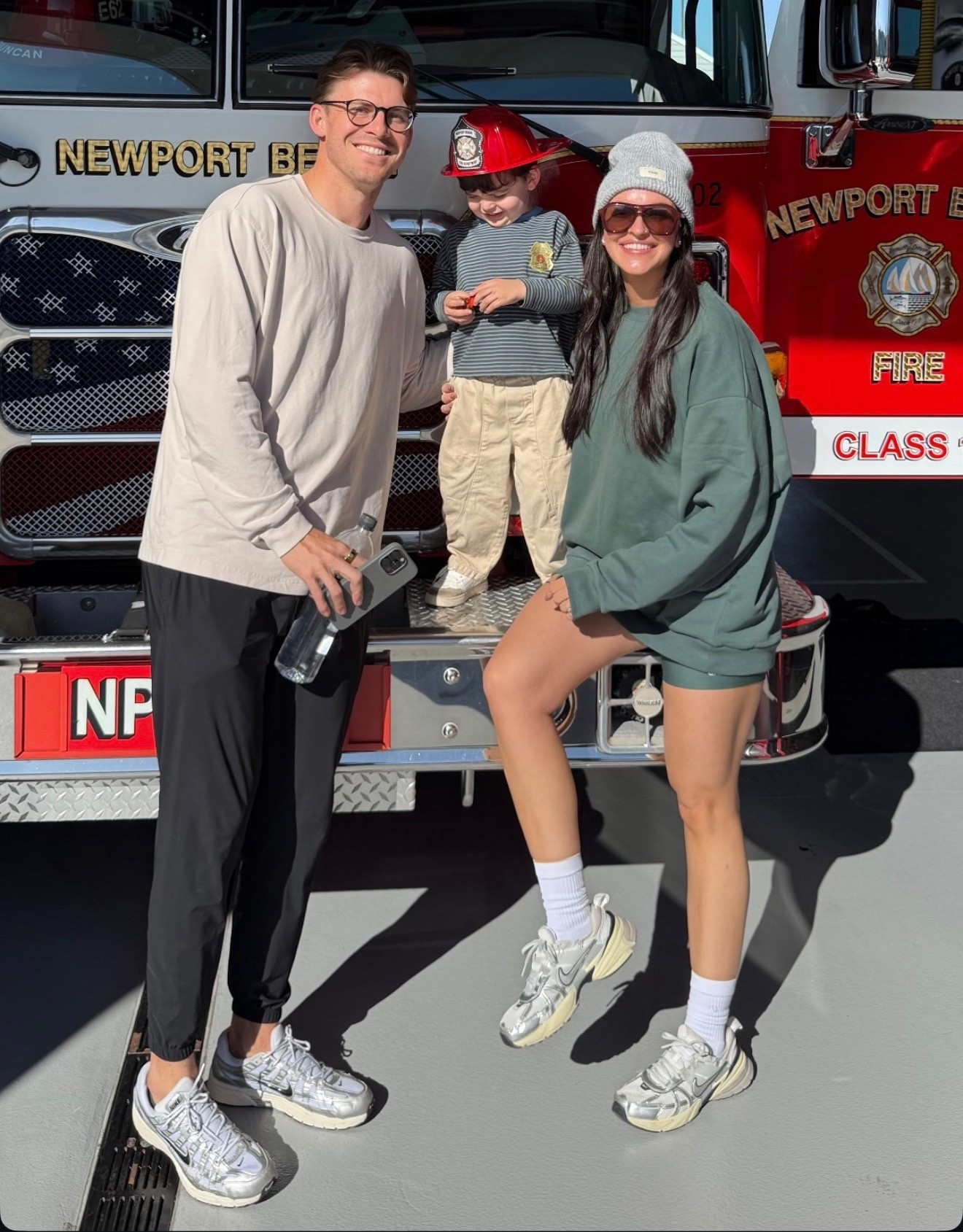 Linked my exact set + more cute Alo finds 🤍🤍

#LTKHoliday #LTKActive #LTKmomlife