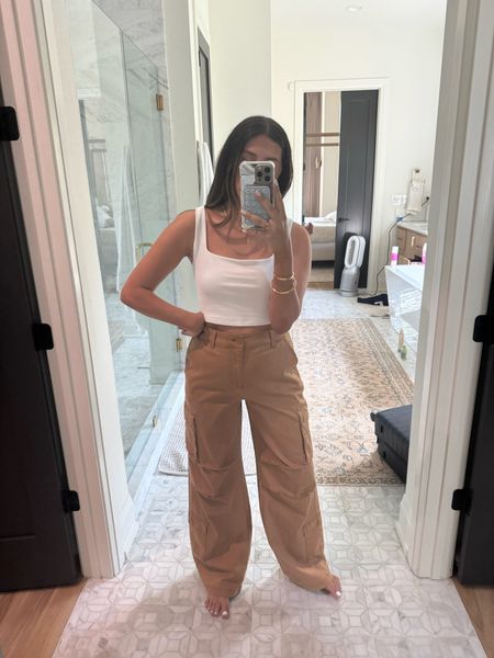 Top: medium
Pants: 6 
 Second color in these cargo pants! The tan doesn’t look like it’s online yet but I’ll keep an eye out! 

@target @targetstyle #target #targetpartner 

Dressupbuttercup.com 

#dressupbuttercup 

#LTKSeasonal #LTKstyletip #LTKfindsunder50