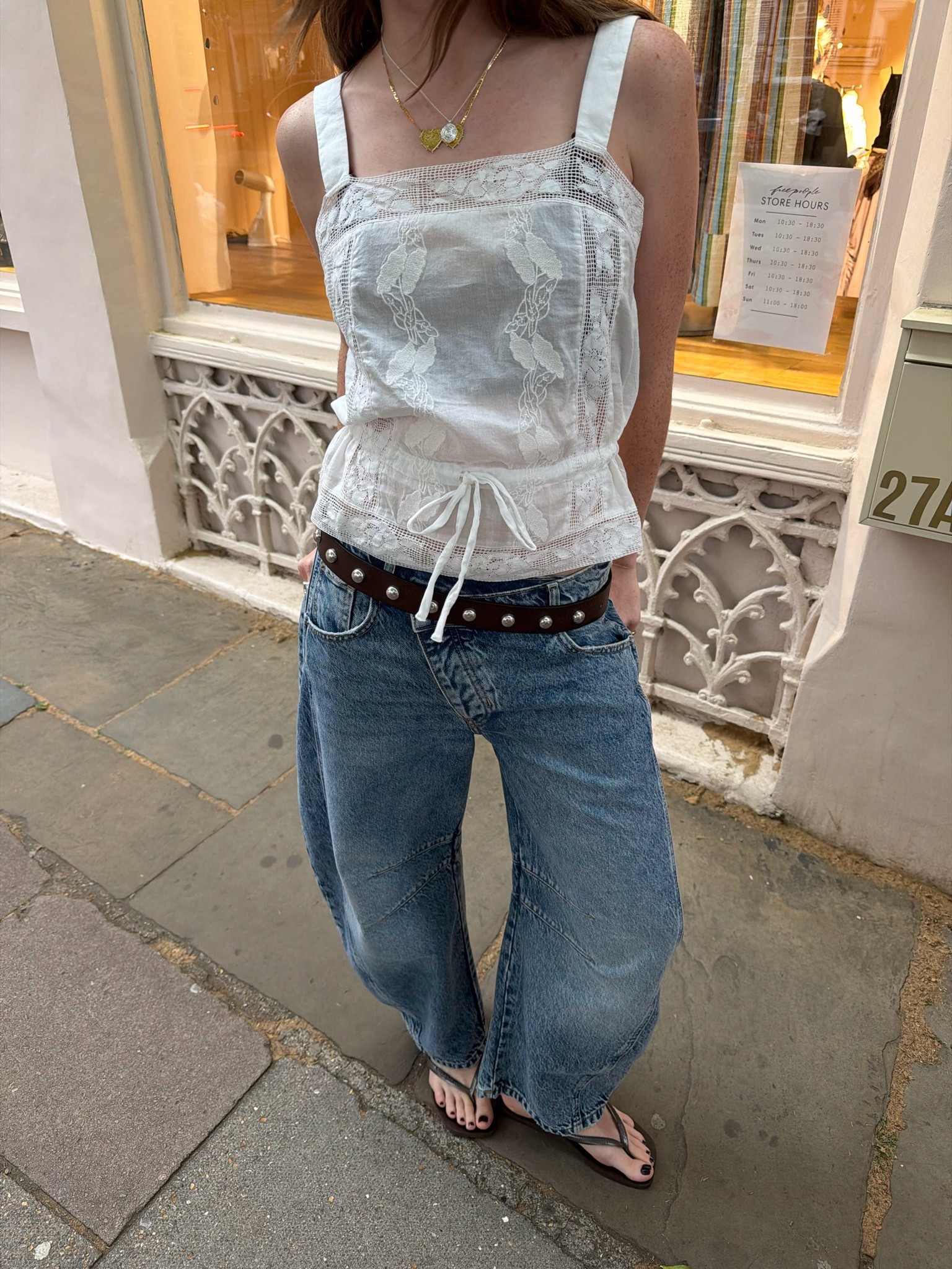 Free people summer fit, barrel leg jeans, white summer top

#LTKsummer #LTKspring