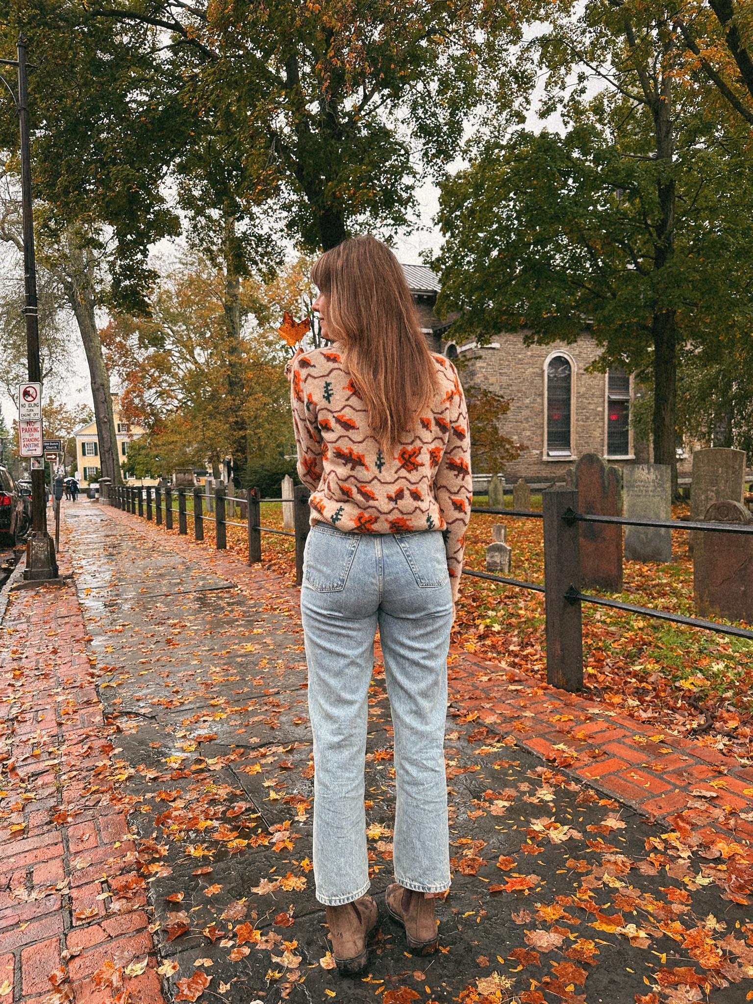 I’m wearing the rigid way high Jean here by everlane in size 26 - i love the newer version as well, also linked. The rigid has no stretch and the newer version is stretchier but runs a bit large. 

#LTKstyletip #LTKSeasonal #LTKfindsunder100