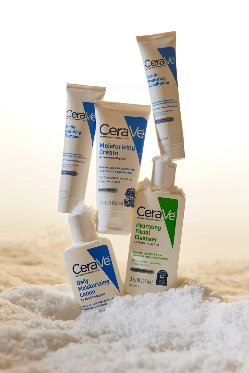 CeraVe UO Exclusive Hydrate & Go Mini Travel Skincare Set | Urban Outfitters (US and RoW)