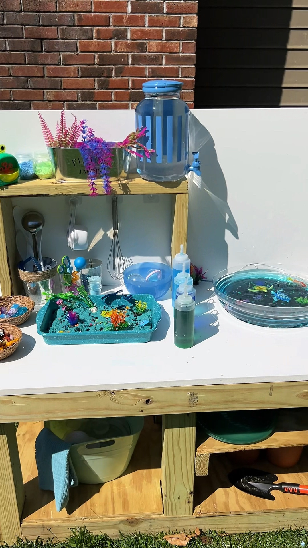 Under the sea aquarium mud kitchen!!!🐠🌊🐙

#LTKKids #MudKitchen #LTKFamily #LTKSeasonal

#LTKFamily #LTKSeasonal #LTKKids