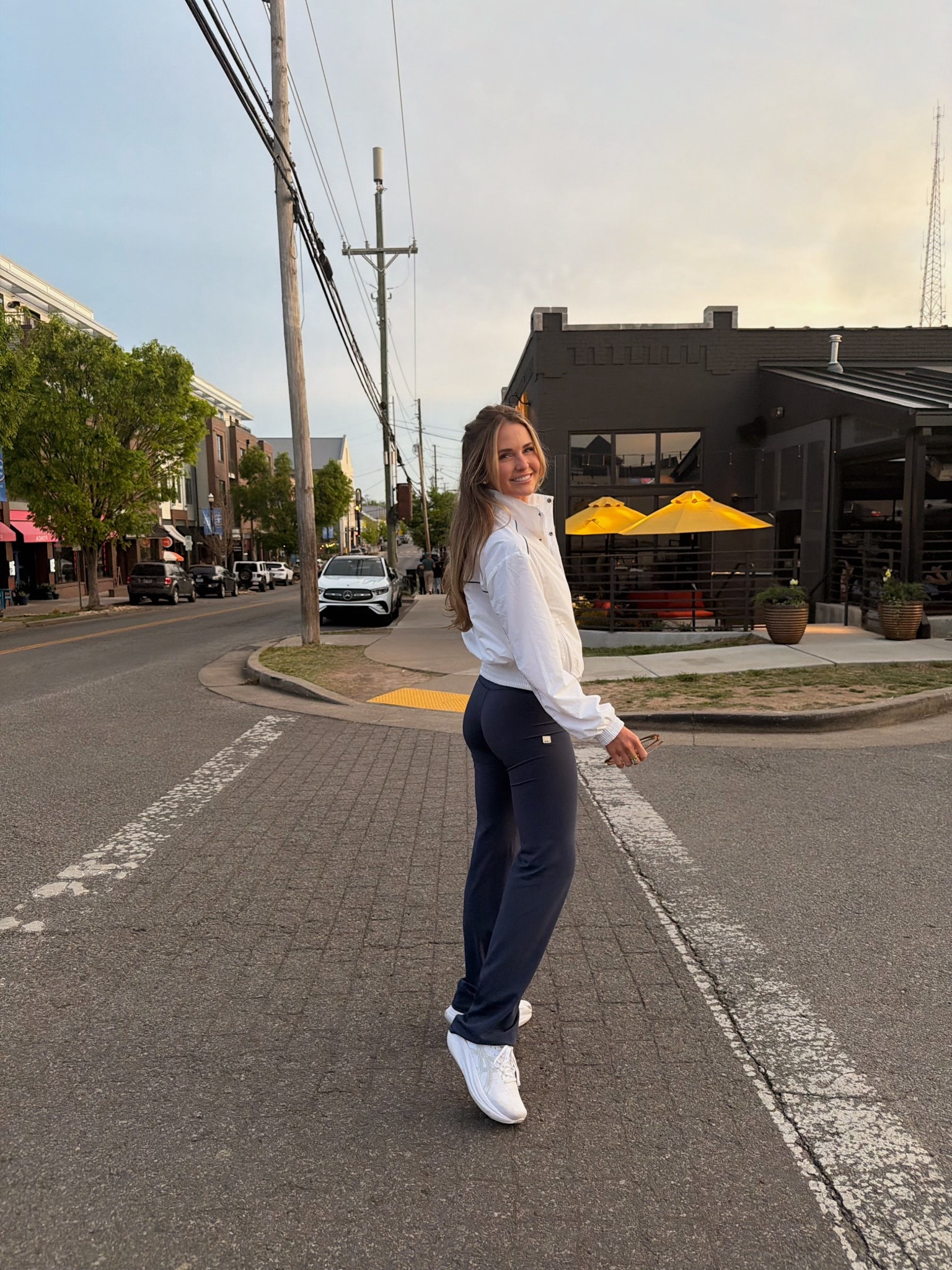 bee boppin around town 🤠 love this color in the slim flares from Vuori!! Blue coast- size small! 

#LTKootd #LTKgrwm #LTKfitnessgoals