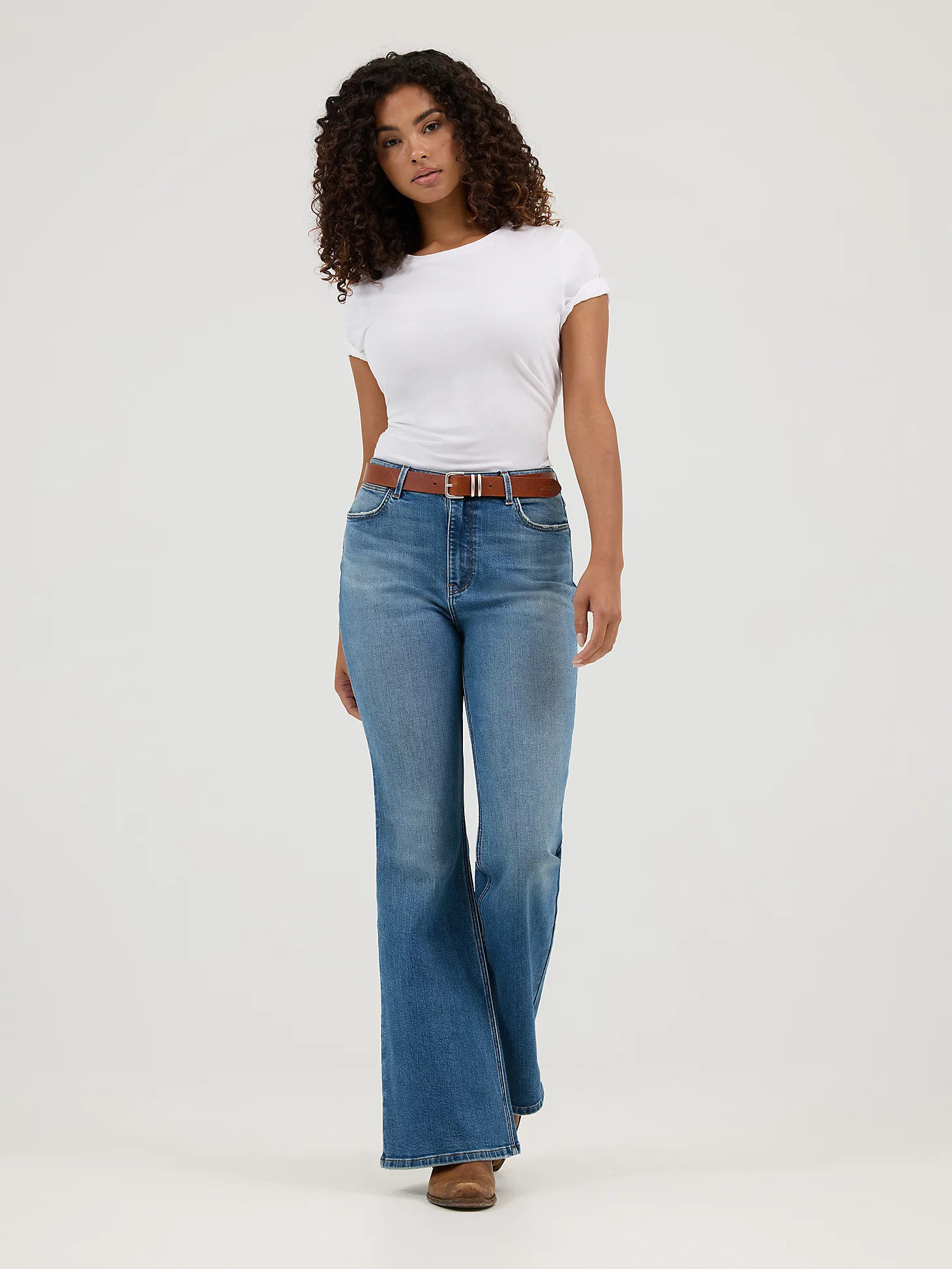 Women's High Rise Flare Jean | Wrangler