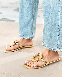 Coutgo Womens Flat Sandals Flip Flops Comfortable Slide Sandals Summer Beach Shoes with Metal Dec... | Amazon (US)