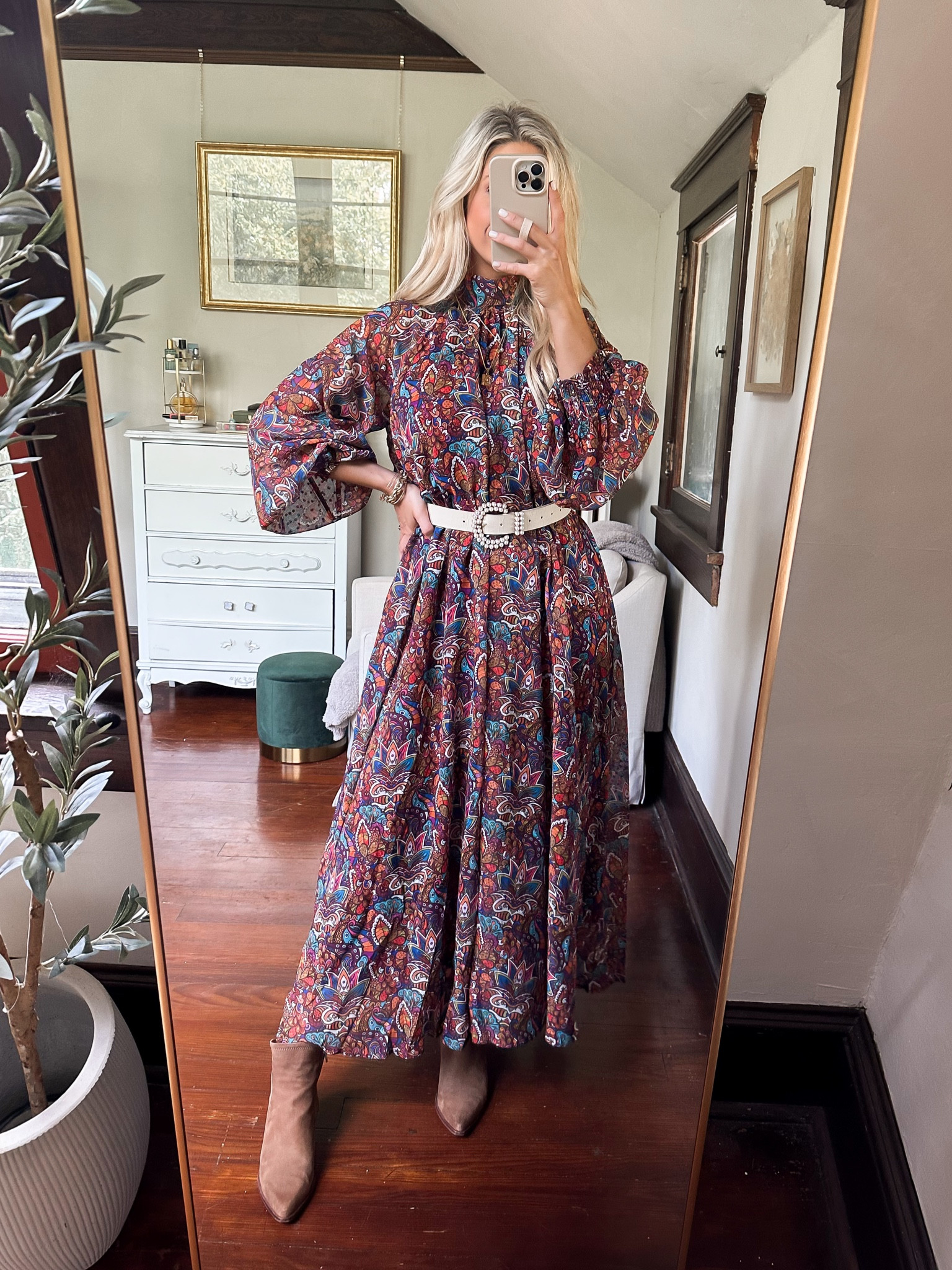 Gorgeous fall maxi dress
Family photo dress
Wedding guest dress
