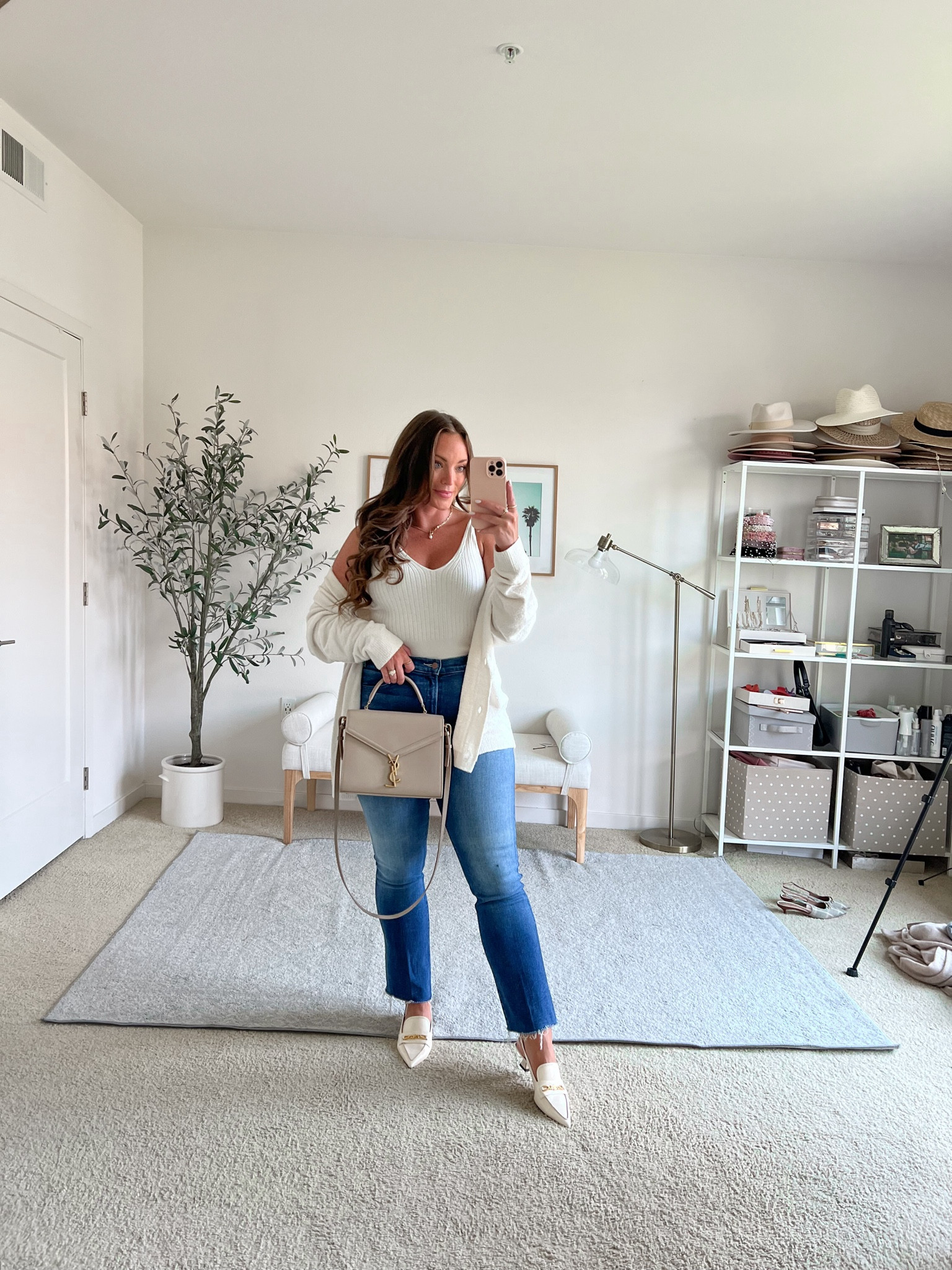 Really love the fit of these jeans. First time trying Mother and I love the shape of these, the material is soft but supportive and I like the raw hem! Wearing a 29/8 in the jeans 💙

#LTKSummerSales #LTKMidsize #LTKxNSale