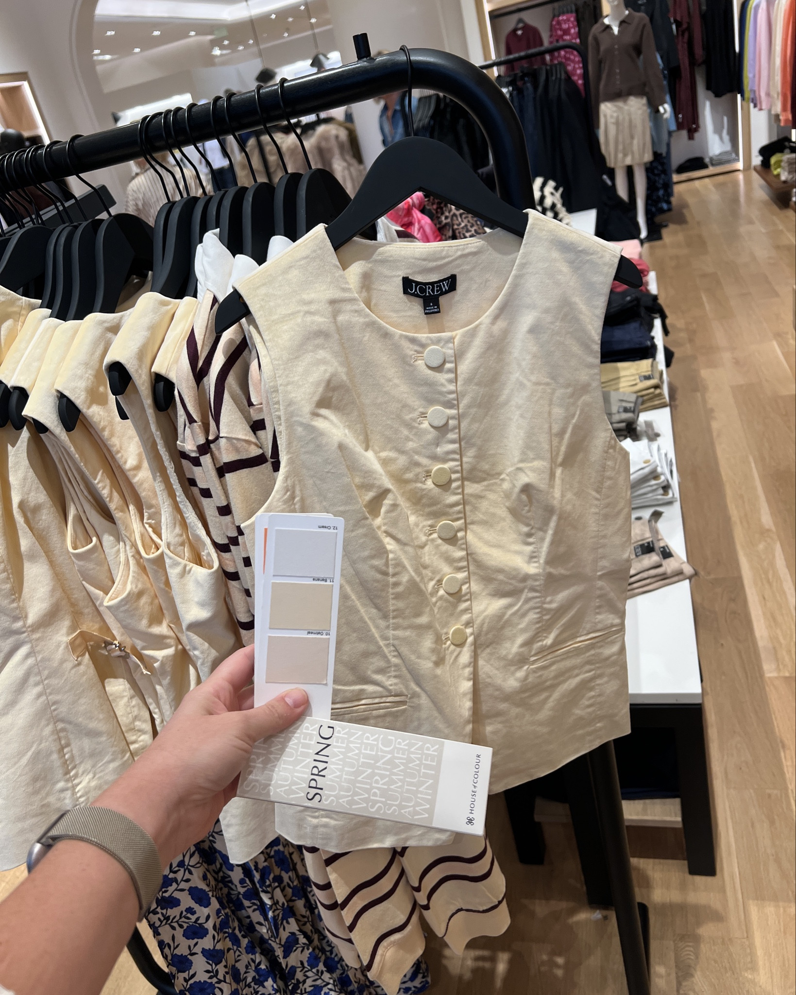 Unpopular Opinion: Oatmeal and Banana are Spring’s most underrated neutrals. 