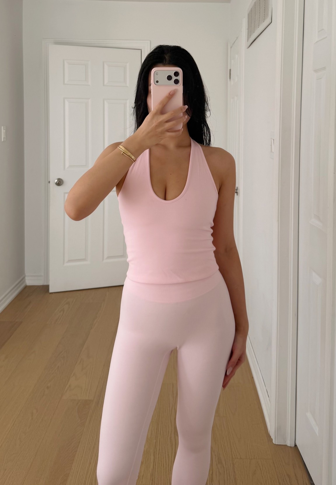 Perfect pink active wear 

#LTKmodest #LTKstyletip #LTKfitness