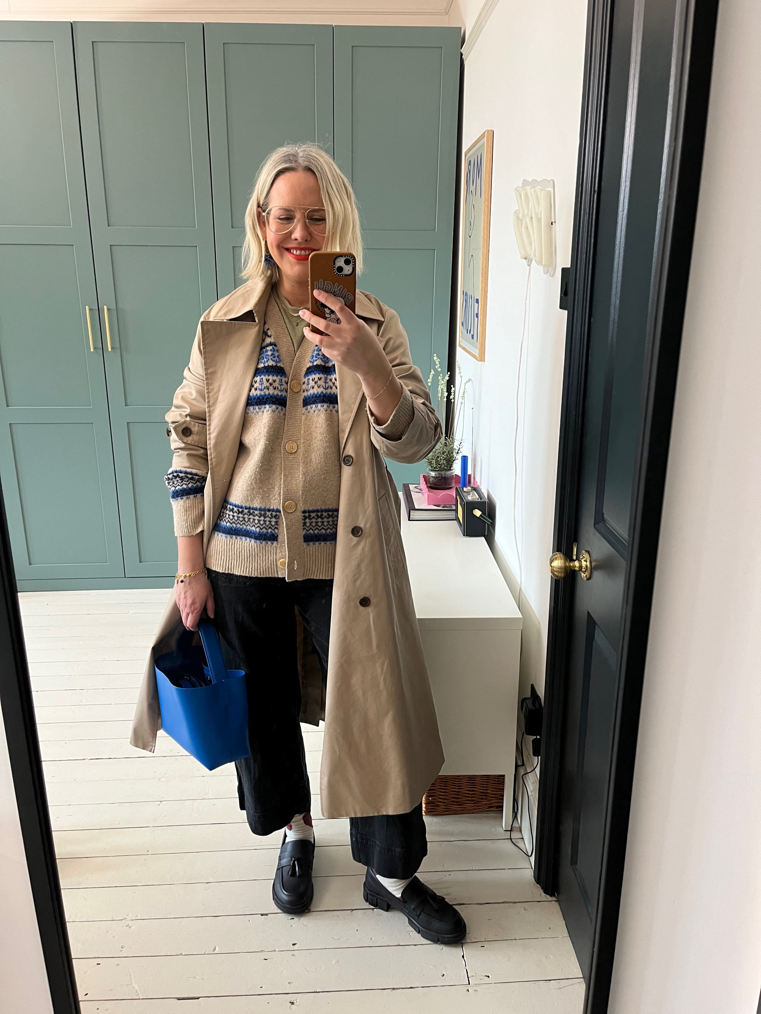 Classic trench coat, Leather Crossbody Bag, Flared Patch Pocket Jeans, faux leather loafers

#LTKeurope #LTKstyletip #LTKSeasonal