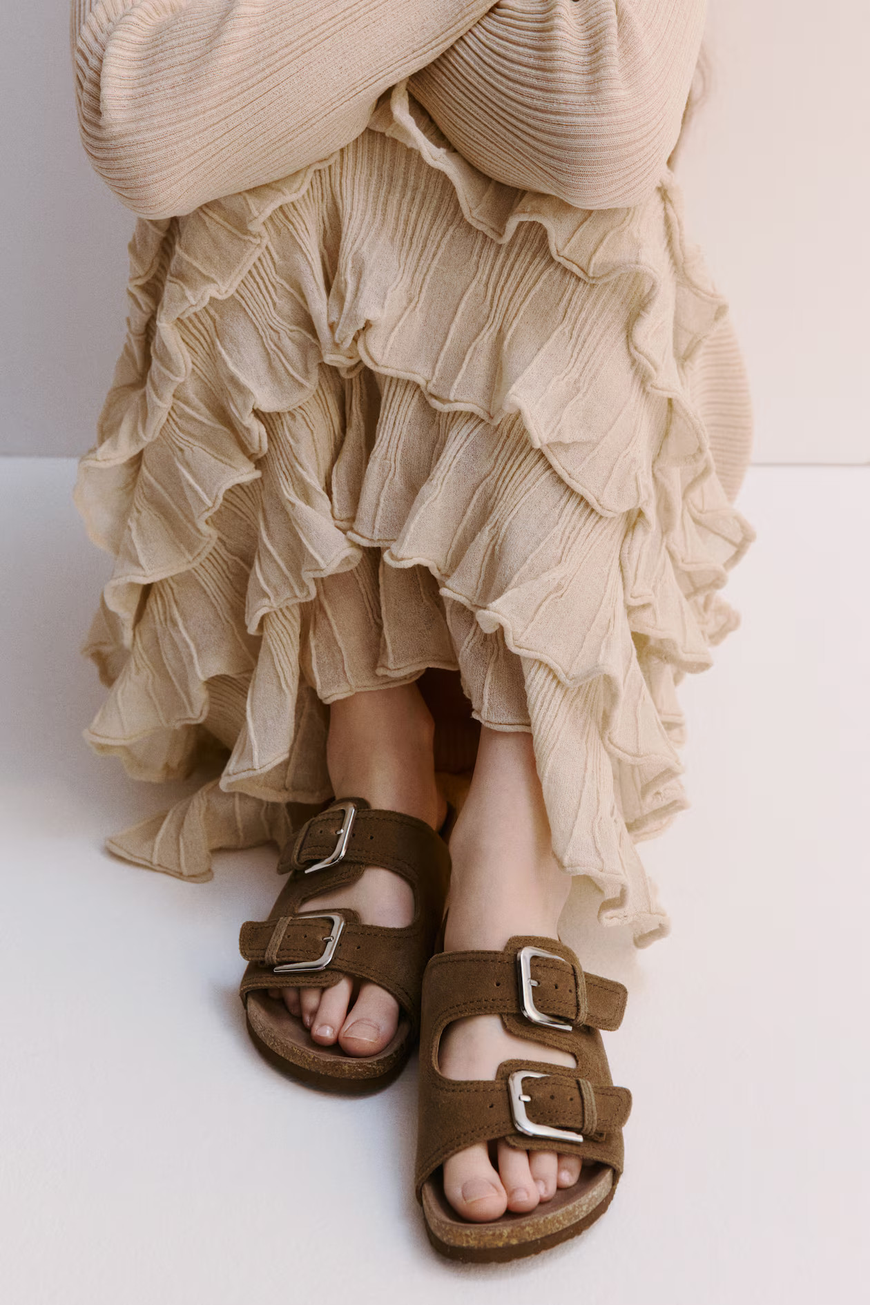 Suede sandals | H&M (UK, MY, IN, SG, PH, TW, HK)