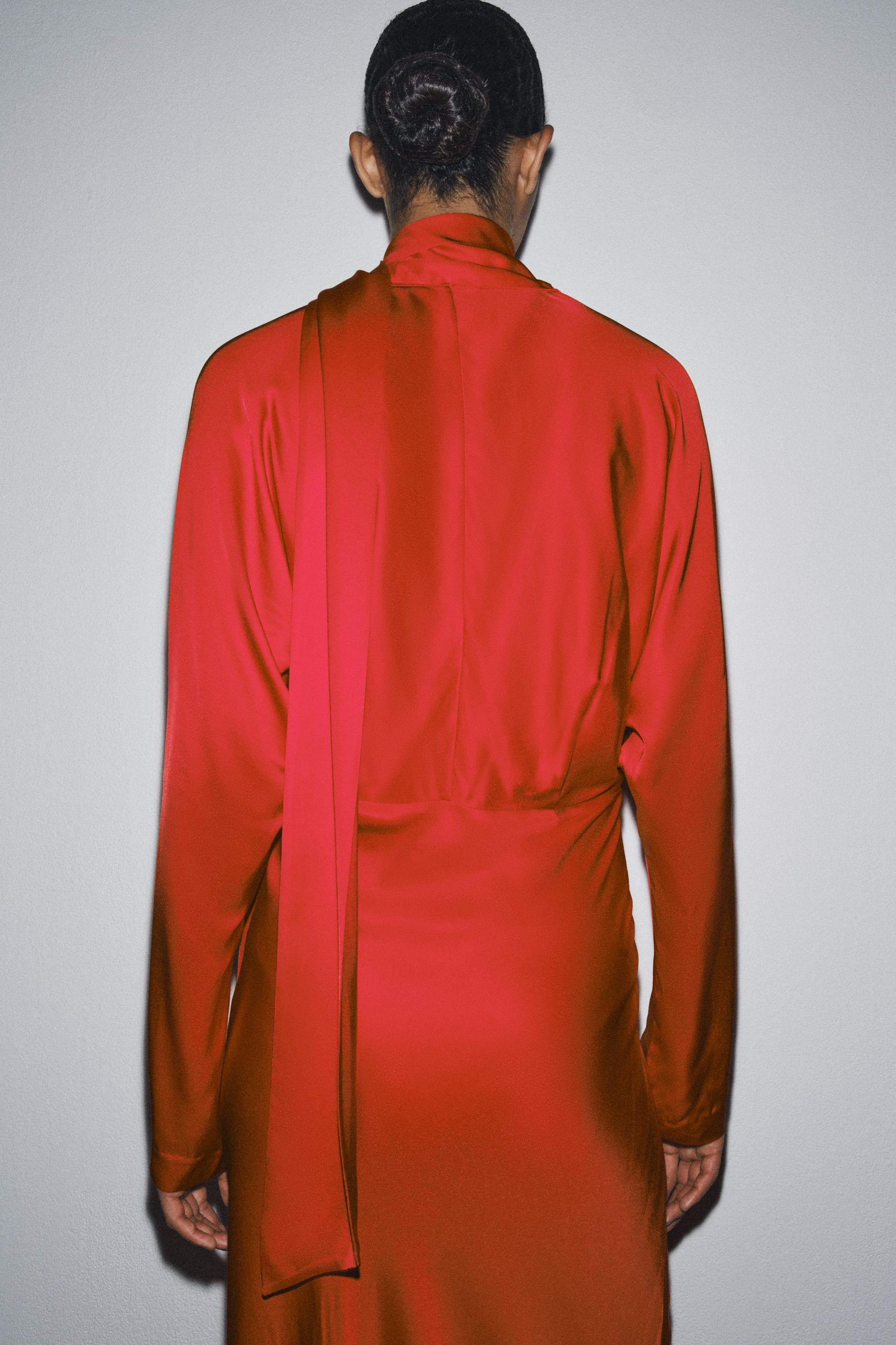 BATWING SLEEVE SCARF SATIN EFFECT DRESS | Zara US