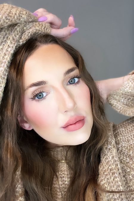 Natural spring makeup look!

Wearing Haus Labs foundation (new fav!) and Lancôme lipstick in shade Lovers Whispers.

Spring makeup, natural makeup, makeup routine 

#LTKxSephora #LTKbeauty
