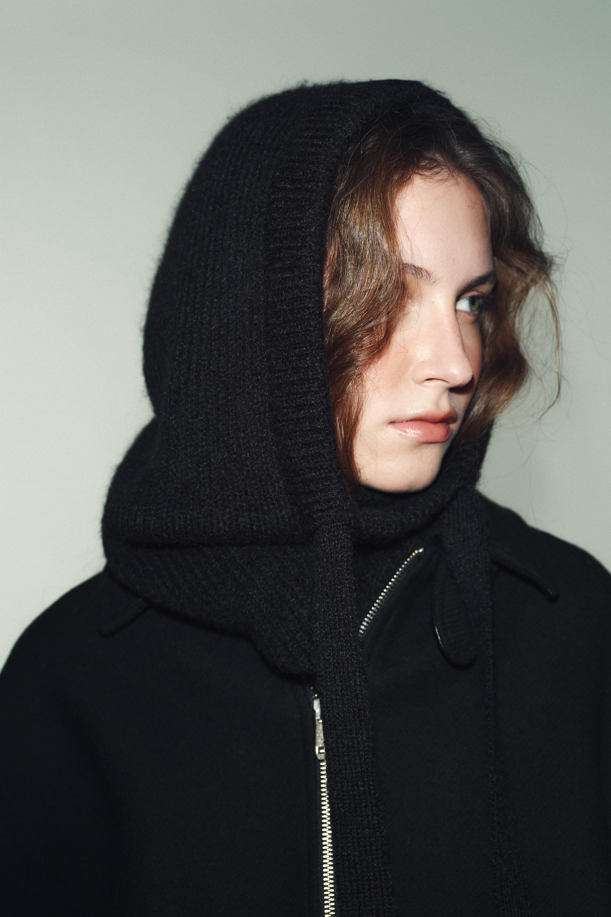 RIBBED KNIT HOOD | Zara US