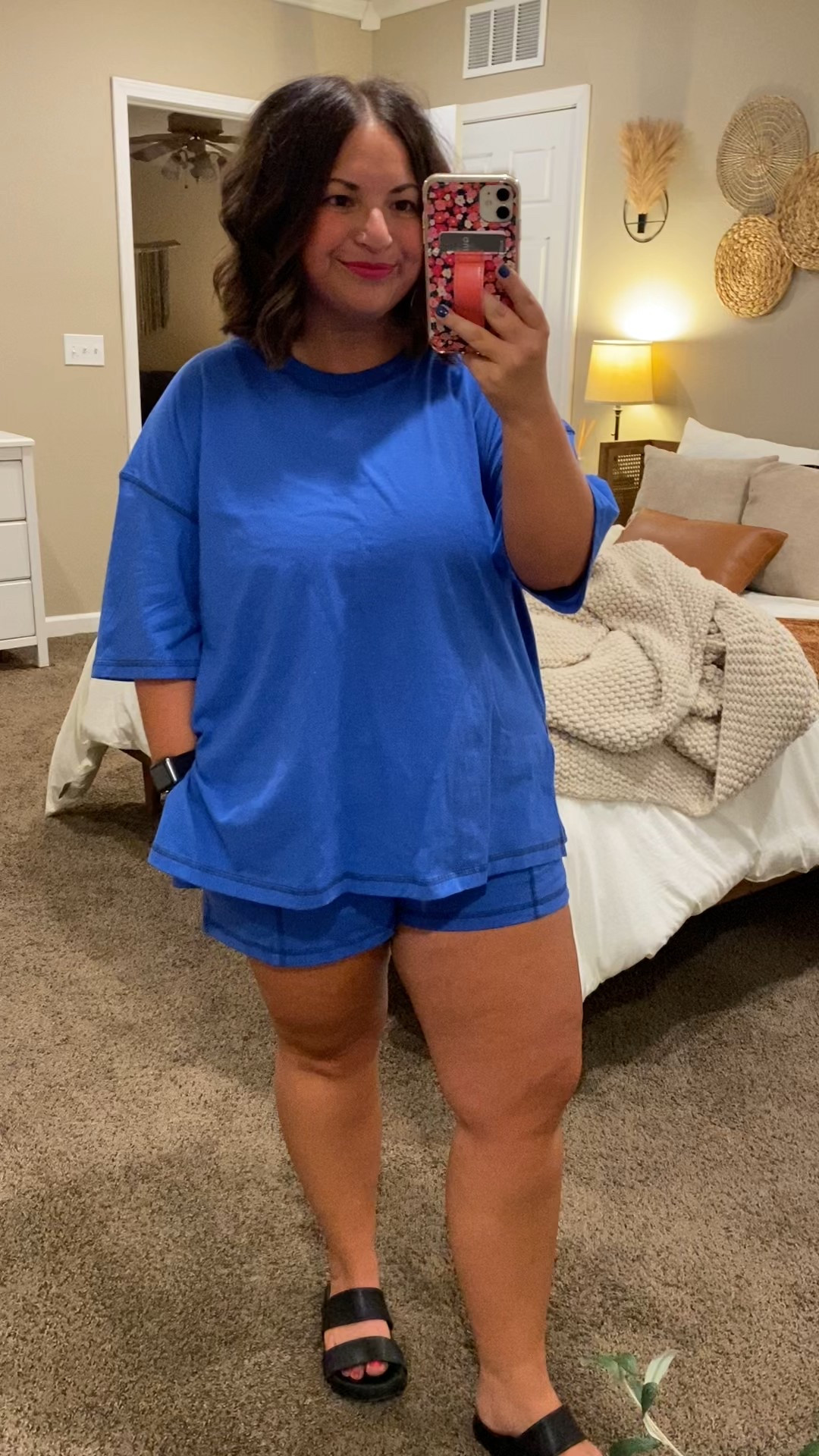 Ya'll know I love a two piece set! This one from amazon is super comfortable & is perfect for lounging around or running errands. You'll find me in it all weekend long! 💙

sandals: sold out, but linking similar options below!
set: fits true to size // wearing a large 

 

#LTKMidsize #LTKStyleTip #LTKSaleAlert