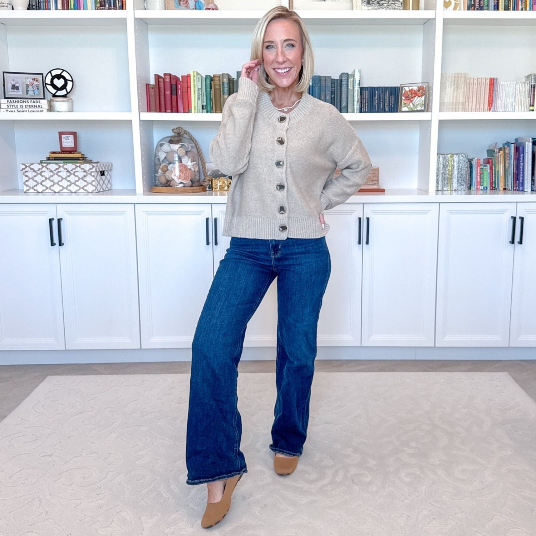 Quince - denim & dresses (pieces I loved so much, I re-ordered!) * Bella Stretch Wide Leg Jeans - Size: 25 - Inseam: 30. Color: Midnight Blue * 100% Organic Cotton Cropped Cardigan - size Small. Color: Cement Marl. #quincepartner @quince

 

 