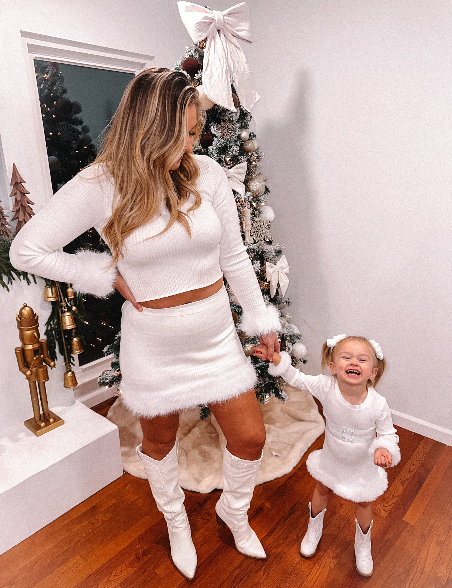 Mines sold out, but linked Blakely's 🤍🫶🏼

#LTKSeasonal #LTKFamily #LTKHoliday